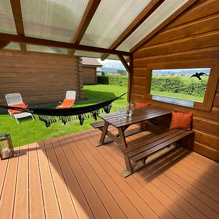 Nyaraló S Vyhladom Na Tatry